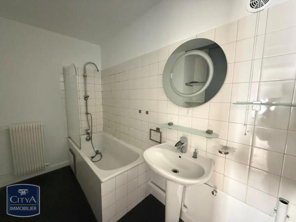 Appartement à louer 3 pièces 80.36m² Saint-Étienne (42000)