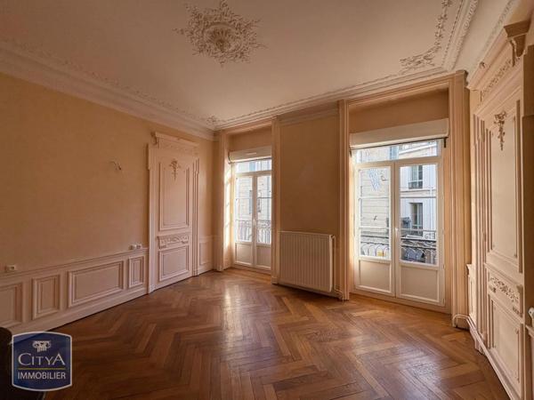Appartement à louer 3 pièces 66.89m²