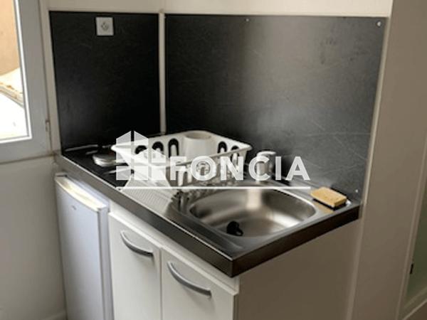 Location Studio meublé 13.19 m² - 245 RUE DE BOURGOGNE Orleans 45000