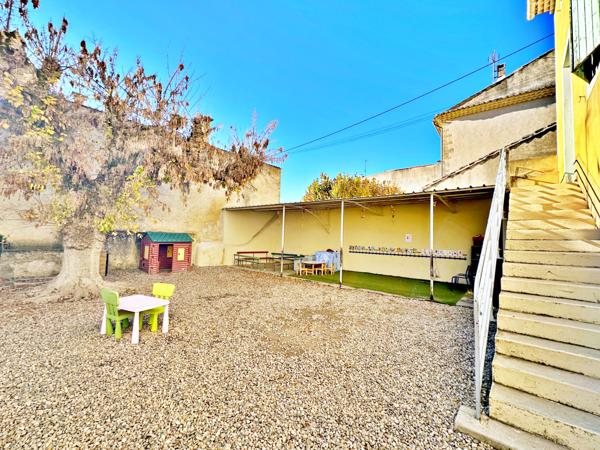 Immeuble 10 pièces - 237 m²