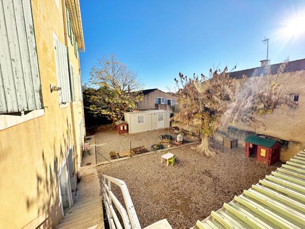 Immeuble 10 pièces - 237 m²