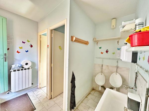 Immeuble 10 pièces - 237 m²