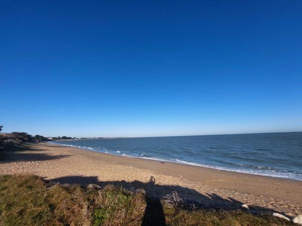A 2 minutes à pied de la plage à l'île d'Oléron - Maison de 3 chambres avec jardin à proximité des commerces