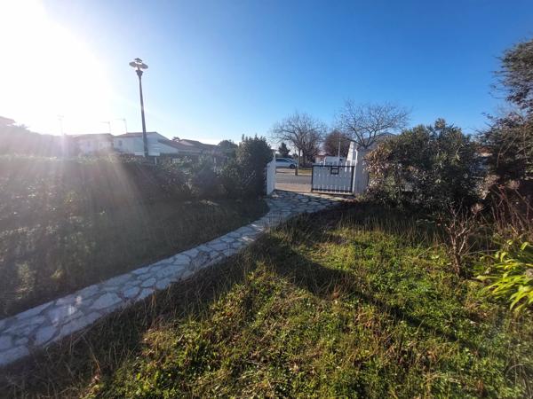 A 2 minutes à pied de la plage à l'île d'Oléron - Maison de 3 chambres avec jardin à proximité des commerces