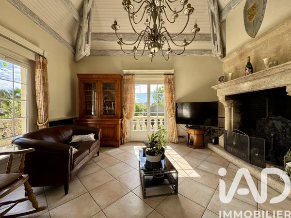 Maison à vendre 8 pièces 222 m² Montfermeil