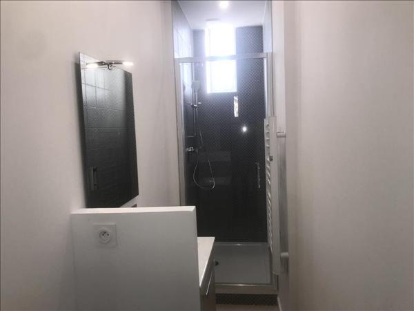 Appartement à louer |                                        VENISSIEUX |                                        1 pièce  | 26 m²