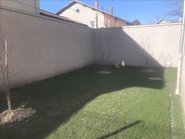 Appartement à louer |                                        VENISSIEUX |                                        1 pièce  | 26 m²