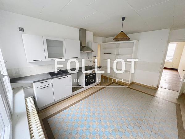 Appartement Coutances 6 pièce(s) 114.89 m2 CENTRE VILLE TERRASSE