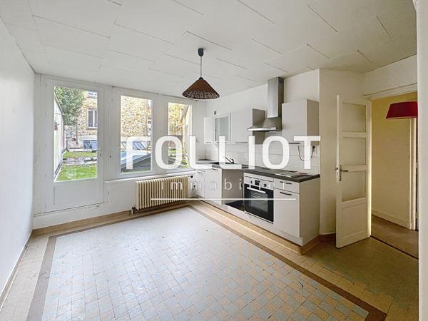 Appartement Coutances 6 pièce(s) 114.89 m2 CENTRE VILLE TERRASSE