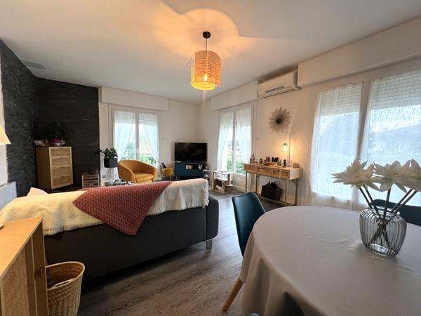 A vendre Maison sur 2 niveaux Haut Mauco 3 chambres clim réversible garage piscine