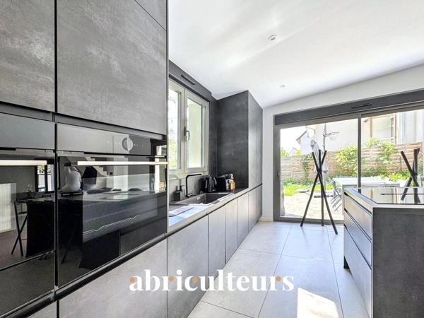 Maison familiale indépendante de 116 m² 5 pièces en vente à Plessis-Bouchard (95130)