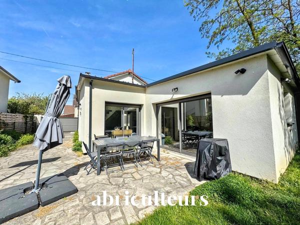 Maison familiale indépendante de 116 m² 5 pièces en vente à Plessis-Bouchard (95130)