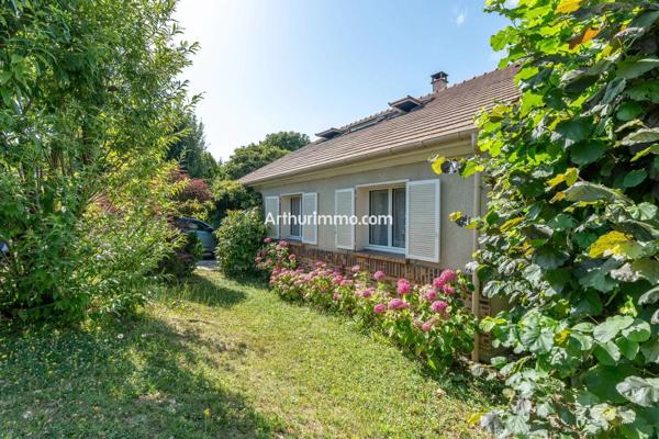 Vente                                                      Maison
                        
                     6 pièces                      141 m2                     à Ormesson-sur-Marne
