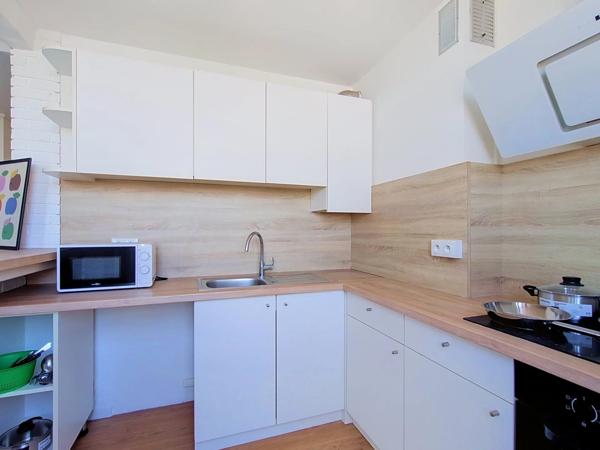 Location                                                      Chambre
                        
                     1 pièces                      58 m2                     à Valenton