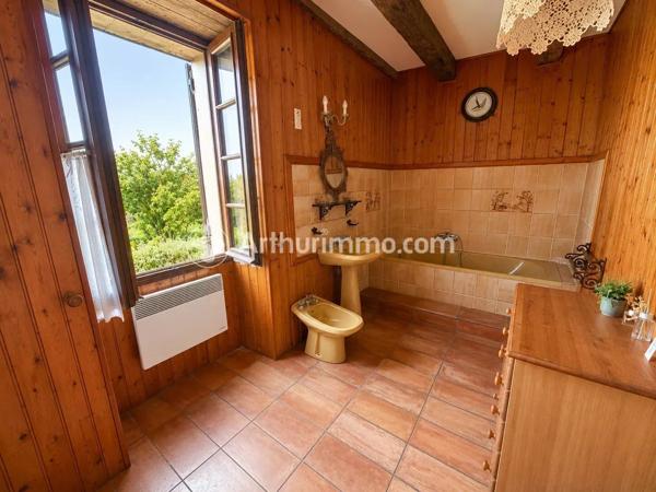 Vente                                                      Maison
                        
                     4 pièces                      136 m2                     à Neuvic