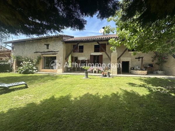 Vente                                                      Maison
                        
                     4 pièces                      136 m2                     à Neuvic