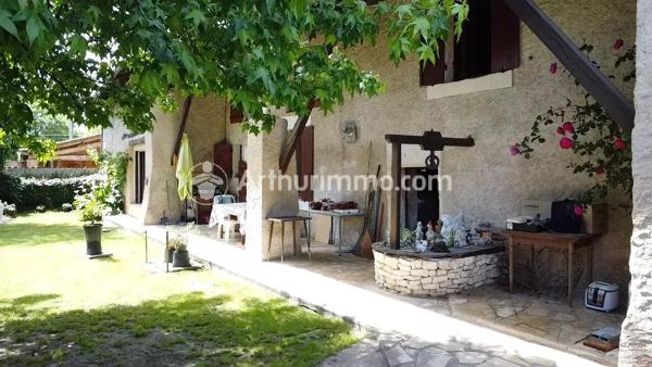 Vente                                                      Maison
                        
                     4 pièces                      136 m2                     à Neuvic