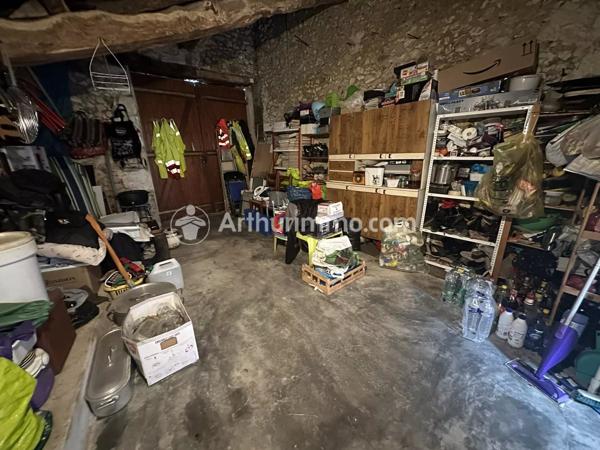 Vente                                                      Maison
                        
                     4 pièces                      136 m2                     à Neuvic