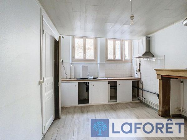 Location appartement Selongey - 3 pièce(s) - 102 m² - 575 €/mois