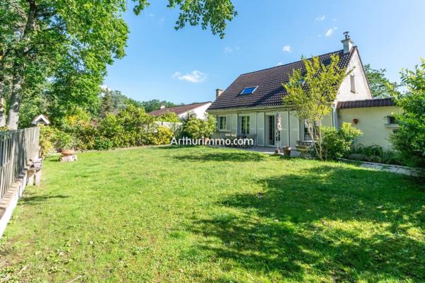 Vente                                                      Maison
                        
                     6 pièces                      125 m2                     à Sucy-en-Brie
