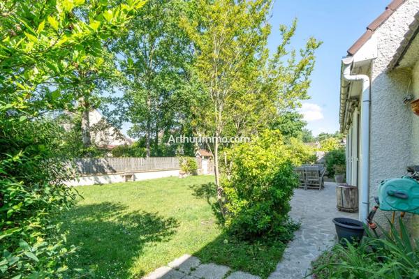 Vente                                                      Maison
                        
                     6 pièces                      125 m2                     à Sucy-en-Brie