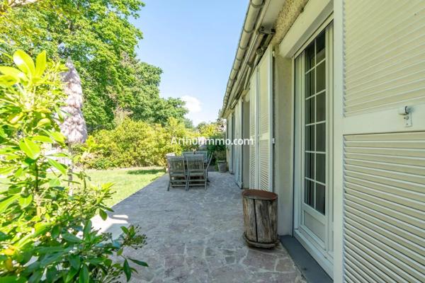 Vente                                                      Maison
                        
                     6 pièces                      125 m2                     à Sucy-en-Brie