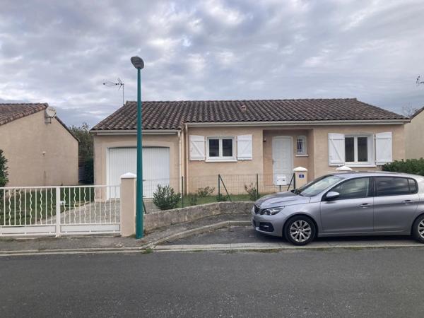 Location Maison 4 pièces 85 m2 à Revel