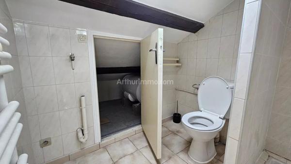 Location                                                      Appartement
                        
                     1 pièces                      17 m2                     à Montlhéry