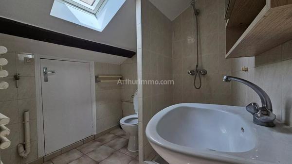 Location                                                      Appartement
                        
                     1 pièces                      17 m2                     à Montlhéry