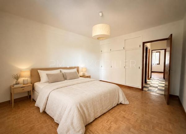 Appartement
         4 pièces
        - 102 m² 426 000 € *