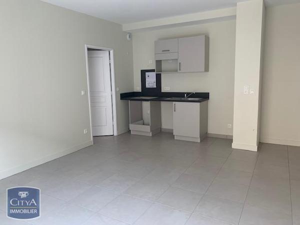 Appartement à louer 3 pièces 59.5m²