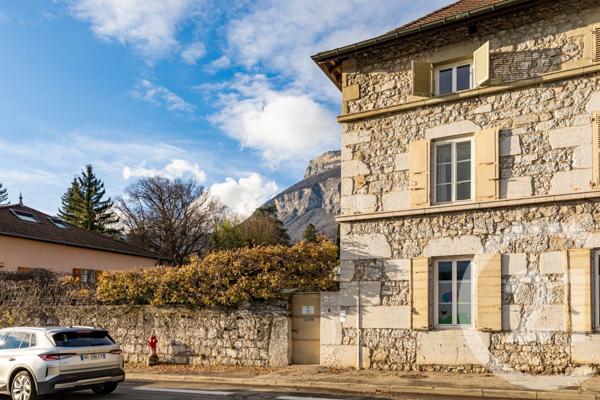 Appartement T3 à vendre  3 pièces - 80 m2 MEYLAN - 38