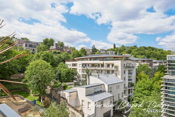 Dernier étage avec terrasse plein ciel de 47 m²