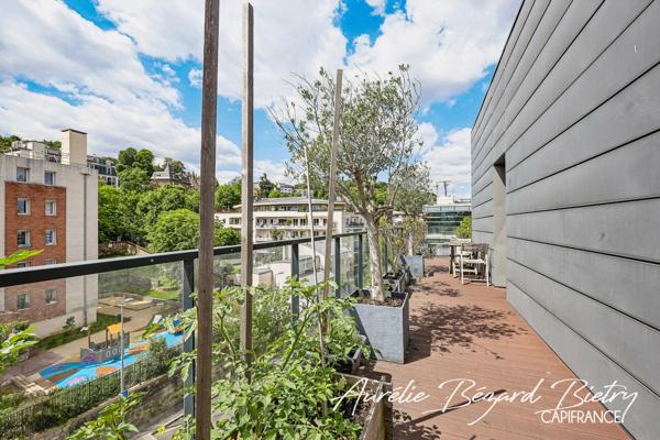 Dernier étage avec terrasse plein ciel de 47 m²