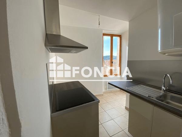 Location Studio 30.71 m² - 1 & 3 RUE RABATTON Hyeres 83400