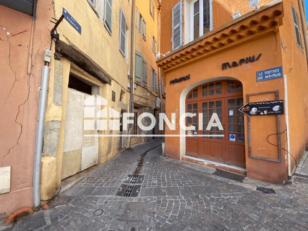Location Studio 30.71 m² - 1 & 3 RUE RABATTON Hyeres 83400