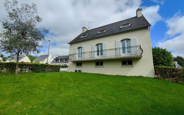 Maison à vendre    6 pièces • 152 m2 Guingamp