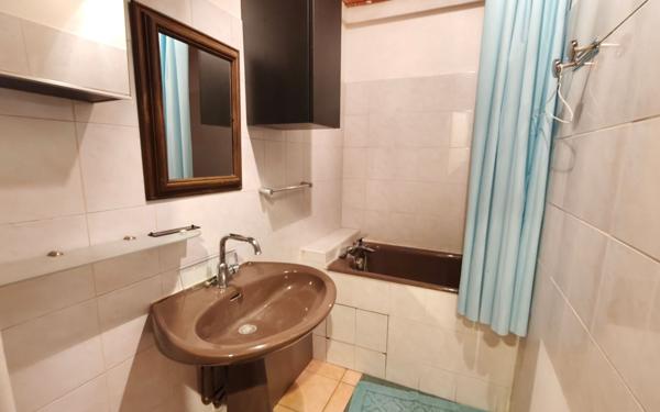 Appartement à vendre    2 pièces • 51,18 m2 Grenoble