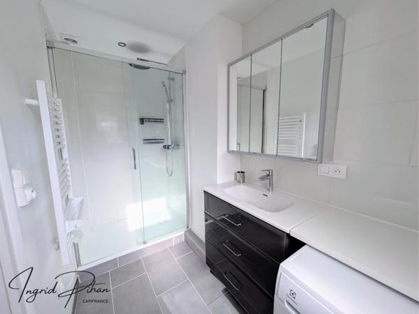 Appartement Meublé à louer 2 pièces PARIS 9EME ARRONDISSEMENT (75)