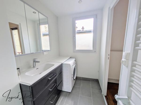 Appartement Meublé à louer 2 pièces PARIS 9EME ARRONDISSEMENT (75)