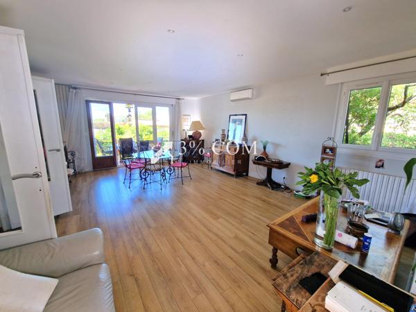 Villa 9 pièce(s) 7 chambre(s) 203 m²