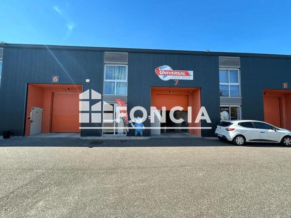 Location Local commercial 2 pièces 300 m² - 21 RUE DU PHARE Merignac 33700