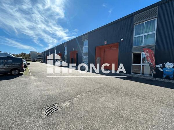 Location Local commercial 2 pièces 300 m² - 21 RUE DU PHARE Merignac 33700