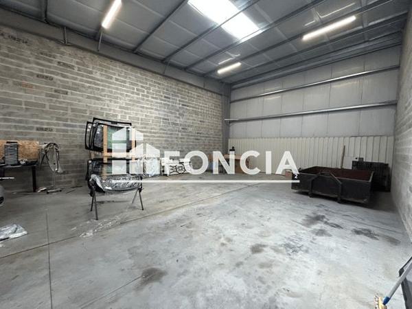 Location Local commercial 2 pièces 300 m² - 21 RUE DU PHARE Merignac 33700