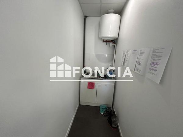 Location Local commercial 2 pièces 300 m² - 21 RUE DU PHARE Merignac 33700