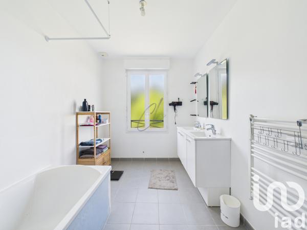 Maison à vendre 6 pièces 119 m² Saint-Valérien