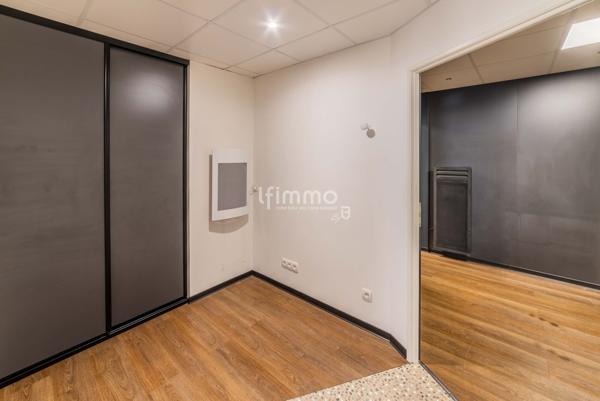 Locaux Commerciaux à vendre, dans la Vieille-Ville de Faulquemont.