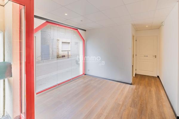 Locaux Commerciaux à vendre, dans la Vieille-Ville de Faulquemont.