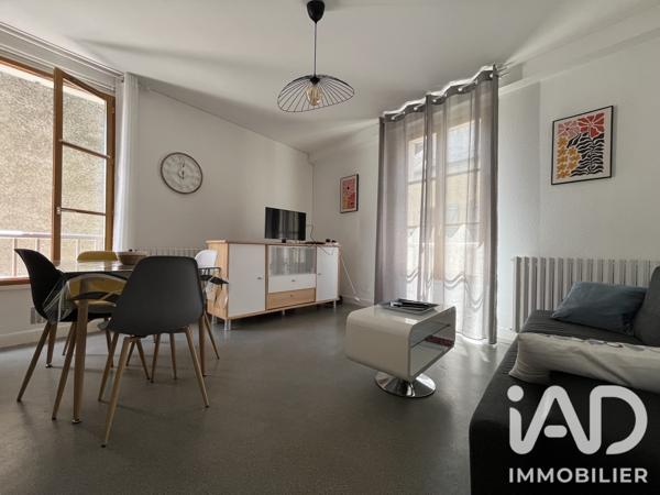 Location appartement 2 pièces 35 m² Bagnères-de-Bigorre