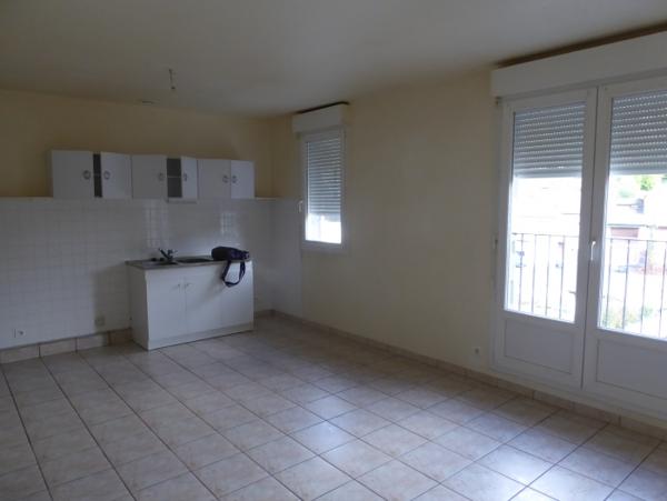 Location Appartement 3 pièces La Monnerie-le-Montel (63650) - centre ville